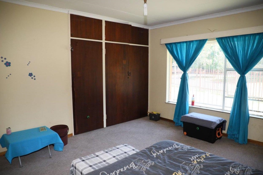 4 Bedroom Property for Sale in Heilbron Free State